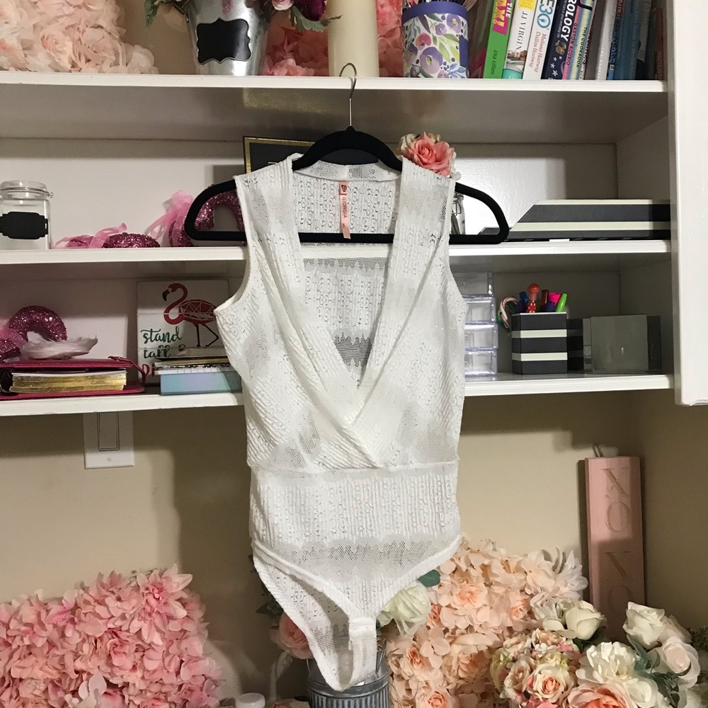 GIORGIA SHEER SHORT SLEEVE BODYSUIT